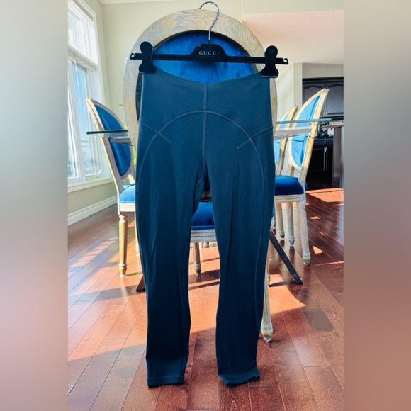 Lulu #1 Wunder Under Leggings - Picture 5 of 6